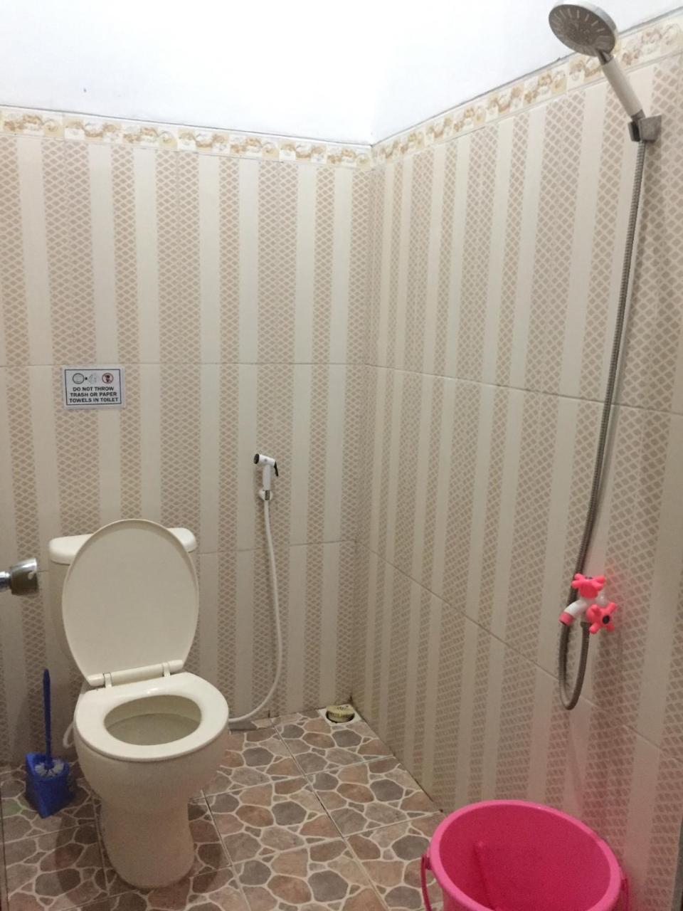 Asta Homestay Ilhas Karimunjava Exterior foto