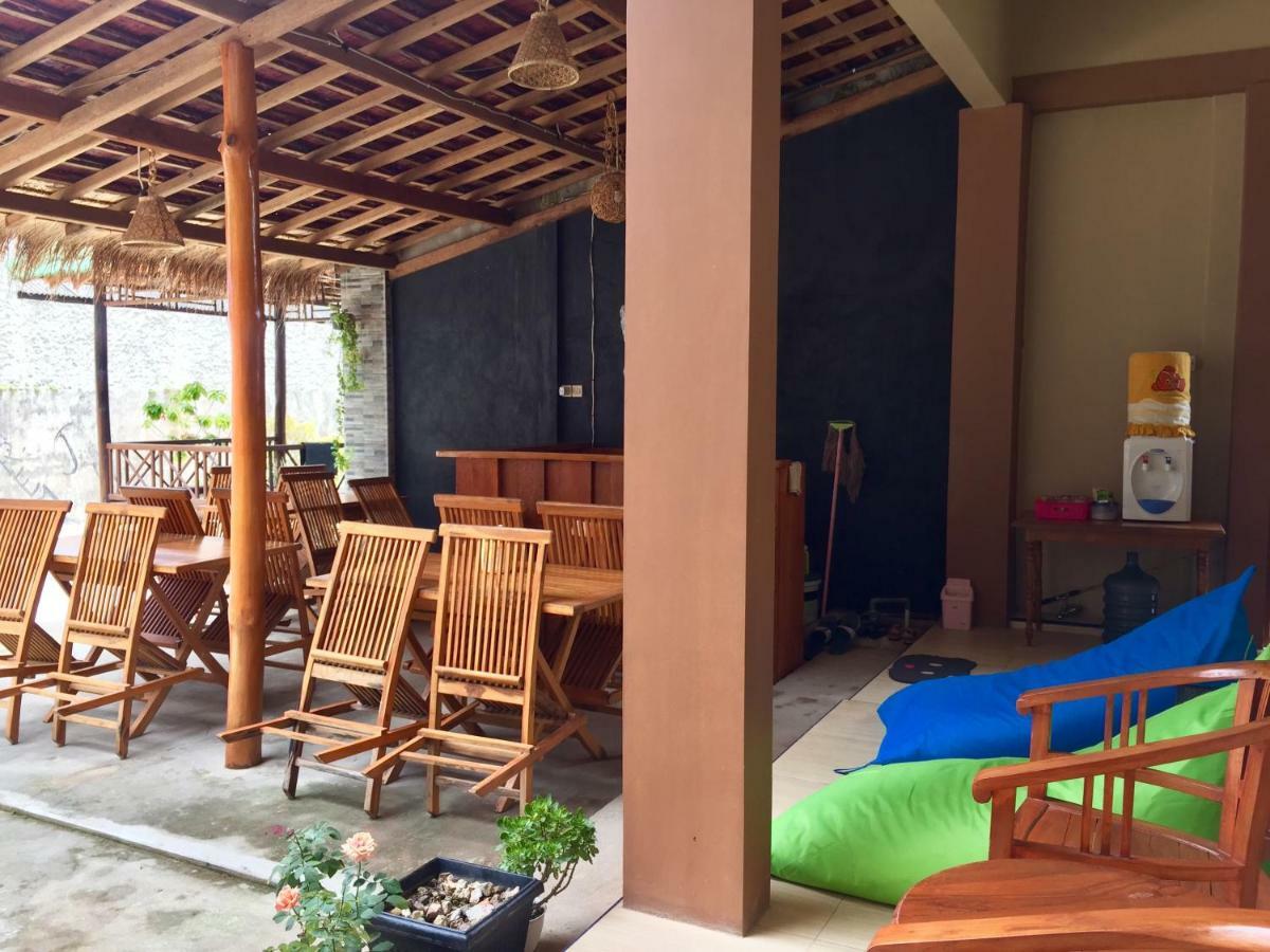 Asta Homestay Ilhas Karimunjava Exterior foto
