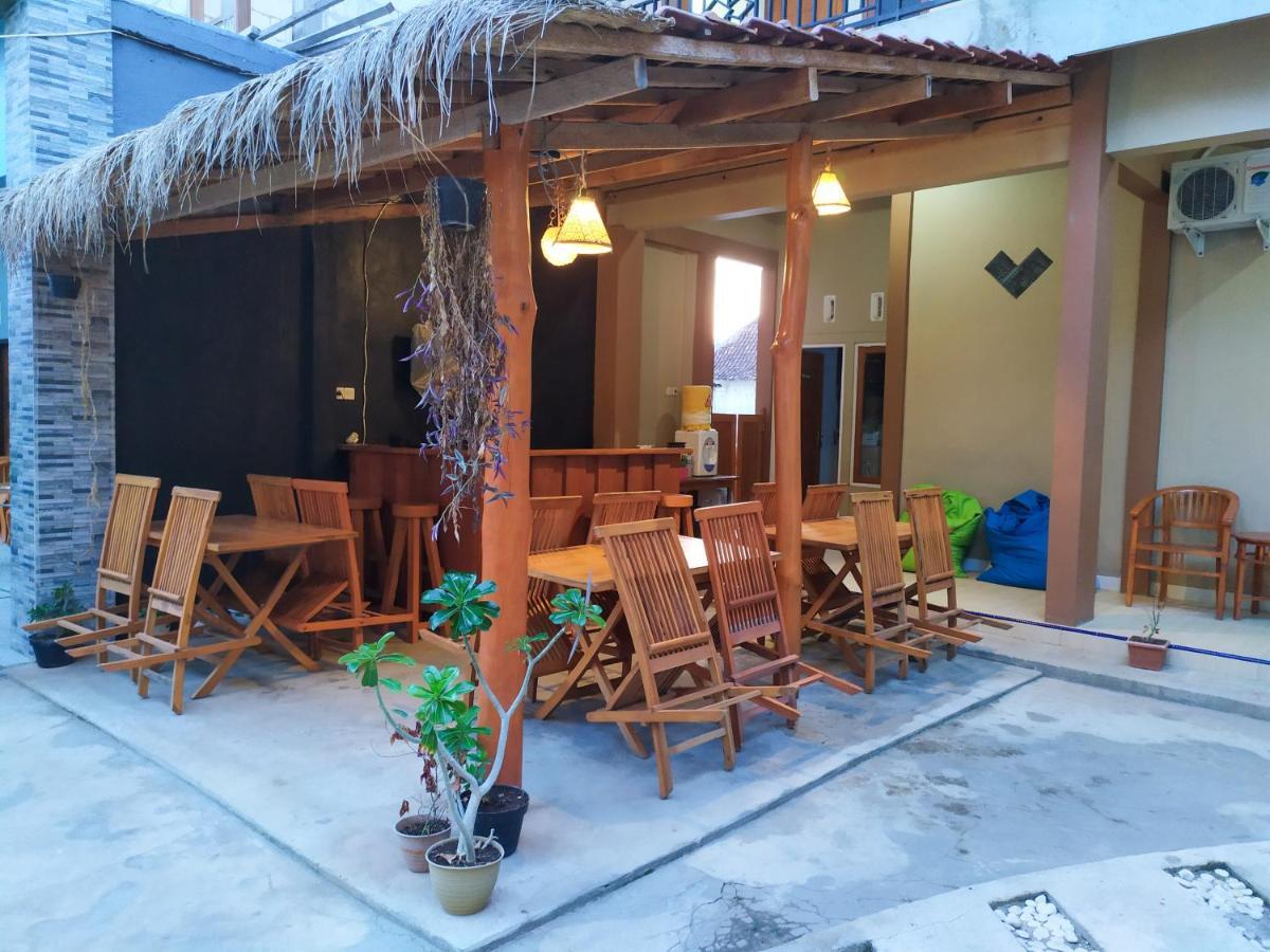 Asta Homestay Ilhas Karimunjava Exterior foto